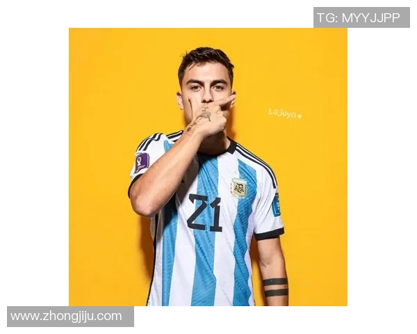 迪巴拉激情四射球场瞬间震撼4K壁纸展现足球王者风采